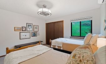 Amazing Sunsets, Biking, Boating and More at the Horsetooth Stoop!