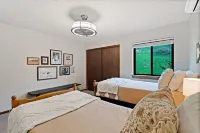 Amazing Sunsets, Biking, Boating and More at the Horsetooth Stoop! - balcony