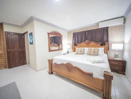 Home W Private Hot Tub, Near Everything in Sosua Center