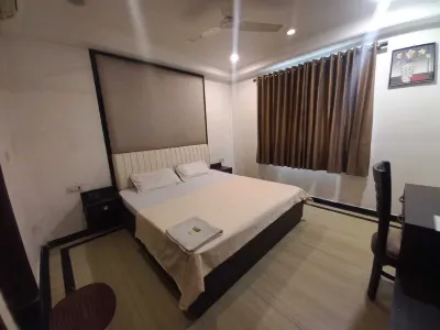 Hotel Sagar by Grb Các khách sạn gần Tapovan
