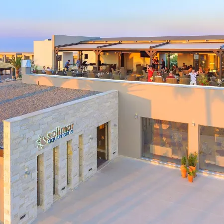 Solimar Aquamarine Resort