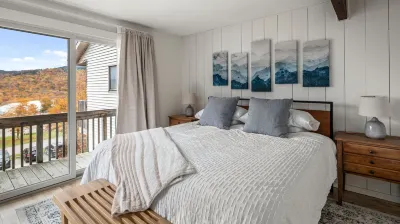 Bolton Condo 3 Bedroom Condo by RedAwning Hôtels à : Waterbury