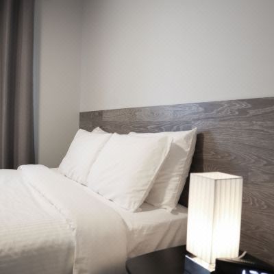 Queen Room-Ground Floor Auberge Valcartier Promo Code