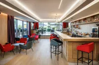 QOSMO Brasov Hotel - bar