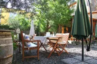 Macaron Konagi Hotels in 