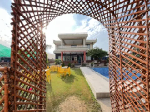 GoBravo 11 6BHK Farm with Pool Sohna Road Gurgaon