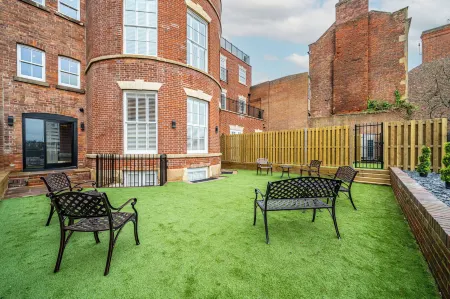 St Marys Quarters Отели рядом с достопримечательностью «City of Caves»