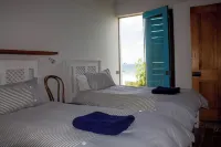 Paradys Oceanfront Submarine-style Holiday Home in Langebaan