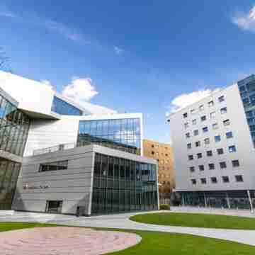 Ensuite Rooms Near Central Luton Hotel Exterior