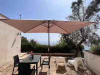House overlooking the bay - Seaview