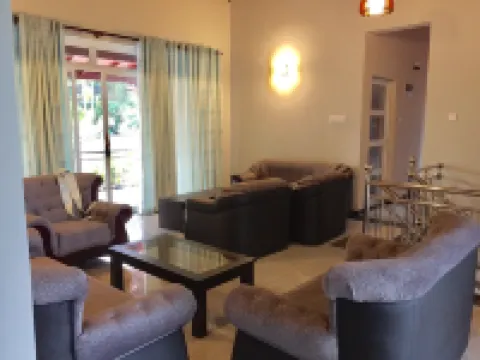 Lanka Lands Holiday Home