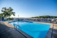 Alhonna Resort LLC Hotels in Village of Four Seasons