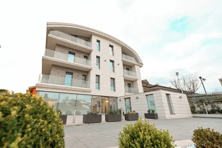 Hotel Hypnos Отели в г. Calore