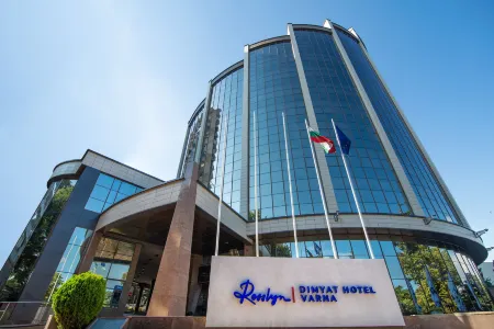 Rosslyn Dimyat Hotel Varna Отели рядом с достопримечательностью «Приморский парк»
