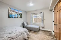 Private Garden Suite with Cozy Fireplace - Charming Colorado-Themed Oasis Hotels near Nighthawk Brewery