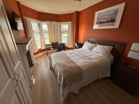 Buffalo Guesthouse Отели рядом с достопримечательностью «Richardson Olmsted Complex»