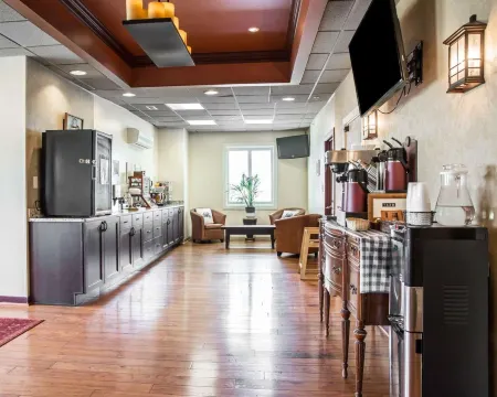 Island Inn & Suites, Ascend Hotel Collection Отели в г. Пайни Пойнт