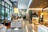 Landmark Hotel