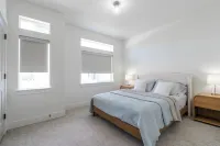 Chic & Stylish/King bd/Fireplace Hotels in Kimberly