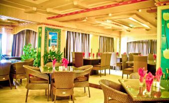 Metropole Hotel