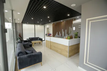 ÖZTÜRKS Hotel Отели рядом с достопримечательностью «Yiğit Alışveriş Merkezleri - Pendik Şube»