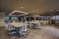 Versus Hotel