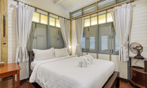 Priya Boutique House - Bed and Breakfasts