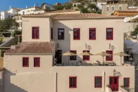Fos Hydra Residence