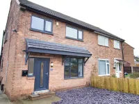3 Bed Sleeps 5 Pet Friendly Free Parking Hotels in Rotherham District