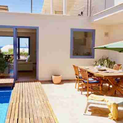 Villa with private pool and Free Wi-Fi, close to the sea, sheltered courtyard Fitness & Recreational Facilities
