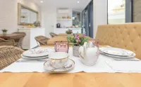 Estoril Village Guest House - servizio colazione
