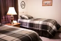 Mountain Chalet W/Pikes Peak View, 10 Bdrms.