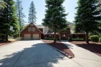 This home has it all and more!! Message me for video tour! Hotels in Lakehead