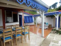 Sainte-Anne, typical villa for 4-6 people Sea view, directly on the beach. Hotels near Plage de Pointe Marin