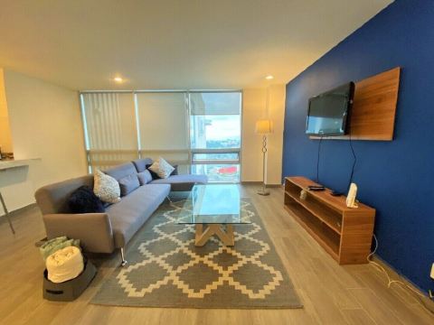 Freshly renovated apartment, walk distance from supermarkets and restaurants