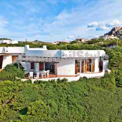 Beachfront villa on the first row with lovely view Hotel Exterior