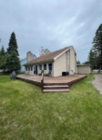 Wiseman Cottage on Hubbard Lake