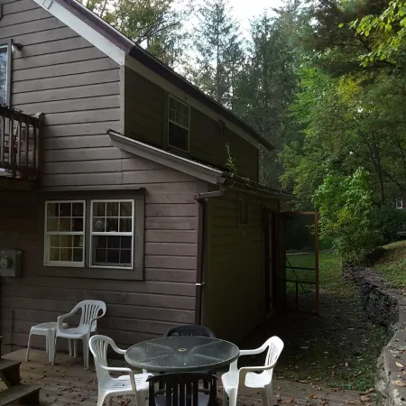 Charming  Cottage In The Catskills. Ski, Golf, Hike, Bike And More.