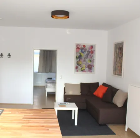 House Roy, 3 room apartment in the redeveloped house Отели в г. Цюльпих