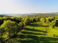 Bout du Monde House Lantriac 호텔