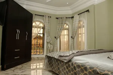 Exquisite home. Perfect home away from home