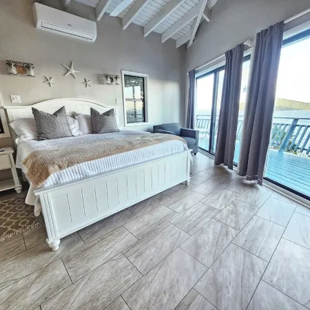 Oceanfront Villa-Private Pool-Panoramic Views -Sleeps 12