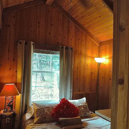 Wildflowers Cabin @ HomeAway Ranch