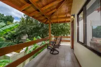 Spacious 1 BR Apartment in Tamarindo, Only Steps from the Beach.