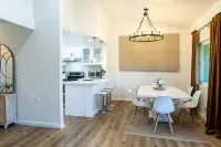 25% Off 28+Days +CentralOC+Safe and Peaceful Area+Beaches+Dog Friendly+Remodeled Hotels in Mission Viejo