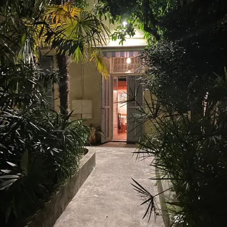 GARDEN OF OLEANDERS - a stone's throw from the Sea