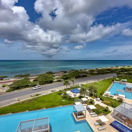 Brand New Apartment, Panoramic Ocean Views