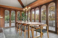 House in the Clouds : As seen on Netflix