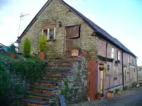Studio Flat In Quiet Village Between Ludlow And Leominster