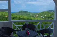 Summer Breeze  -  secluded 4 bed 4 bathroom Villa with Pool and Pool Lounge